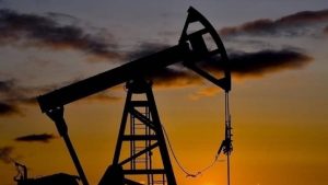 petrol1jpg-WhDnOotiT0upYXJ0x3cWjQ